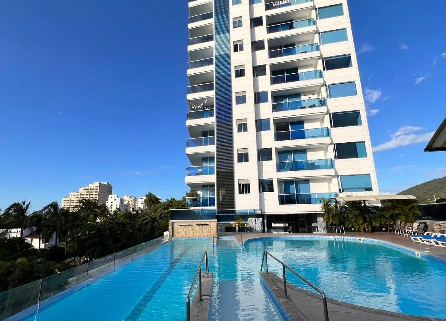 Apto Superior Bello Horizonte - Santa Marta Gaira Apartment